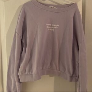 Cropped H&M Ariana Grande sweatshirt 12/14